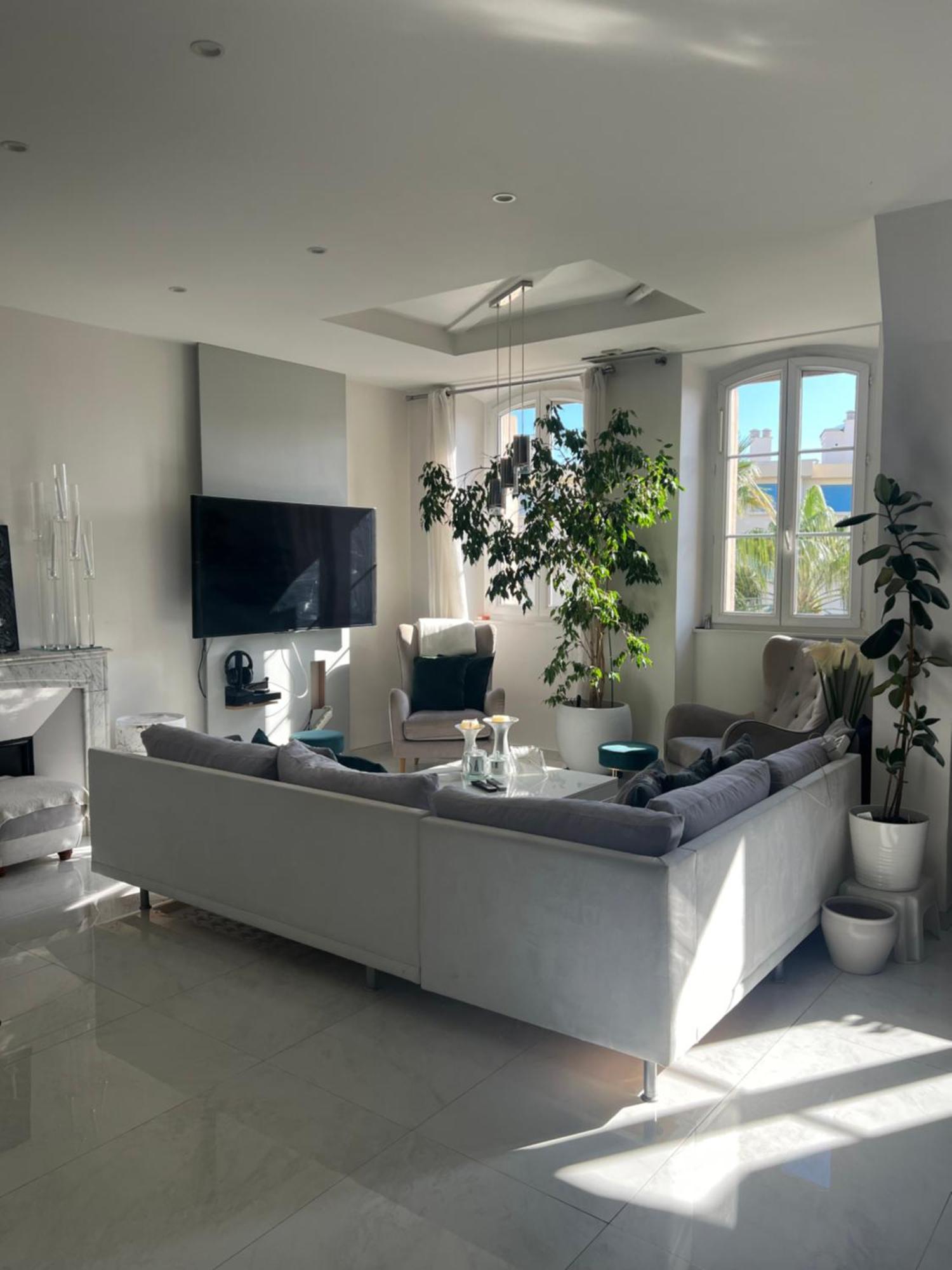 Appartement Standing 5 Pieces Centre